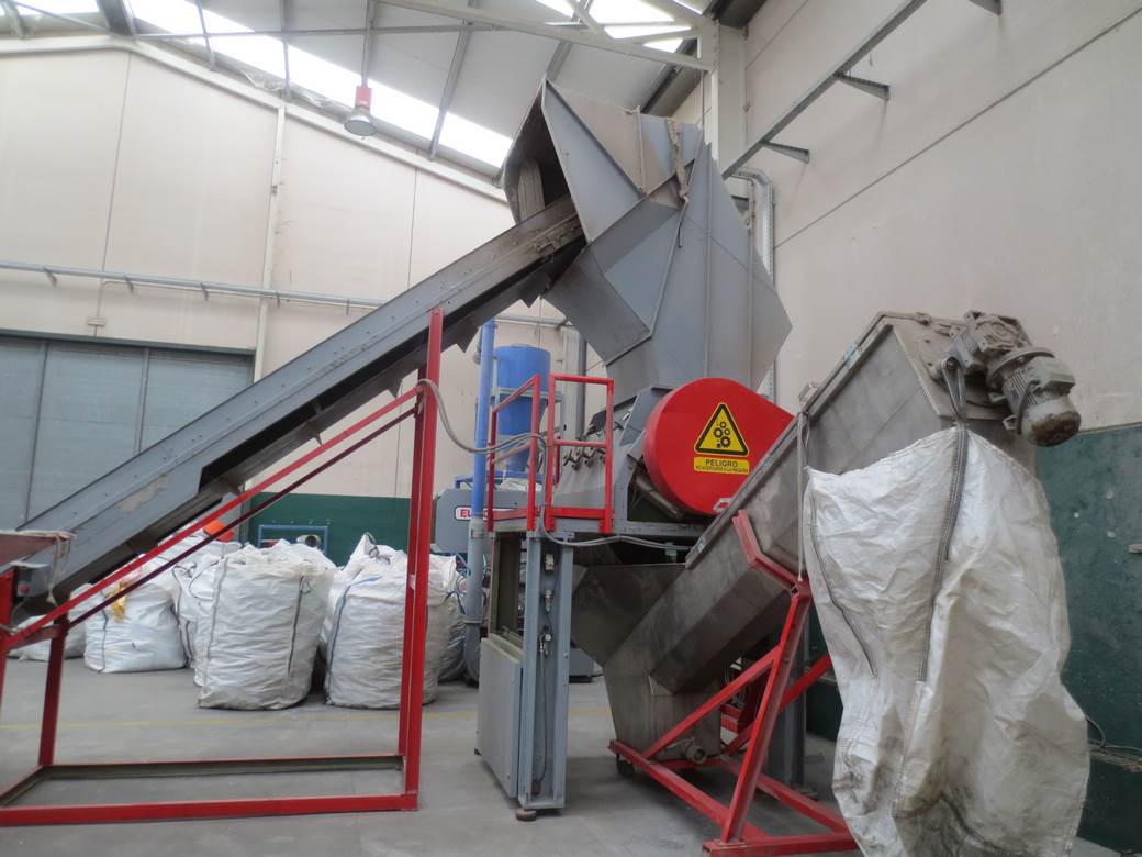  WET/DRY GRINDER 1000 mm. 125 Hp 90 kw 